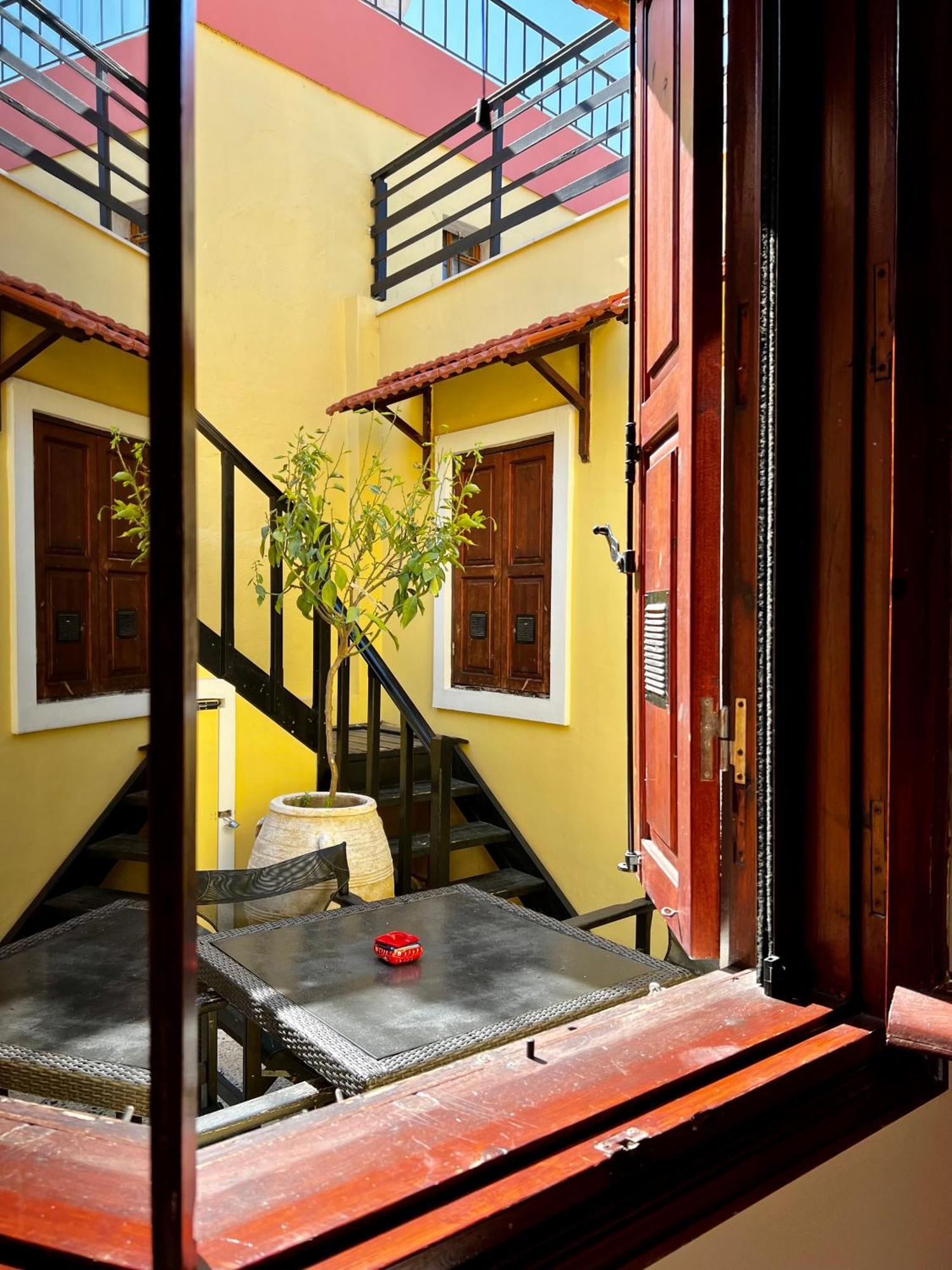 The Knight And The Pomegranate - Luxury Medieval Villa Родос Экстерьер фото