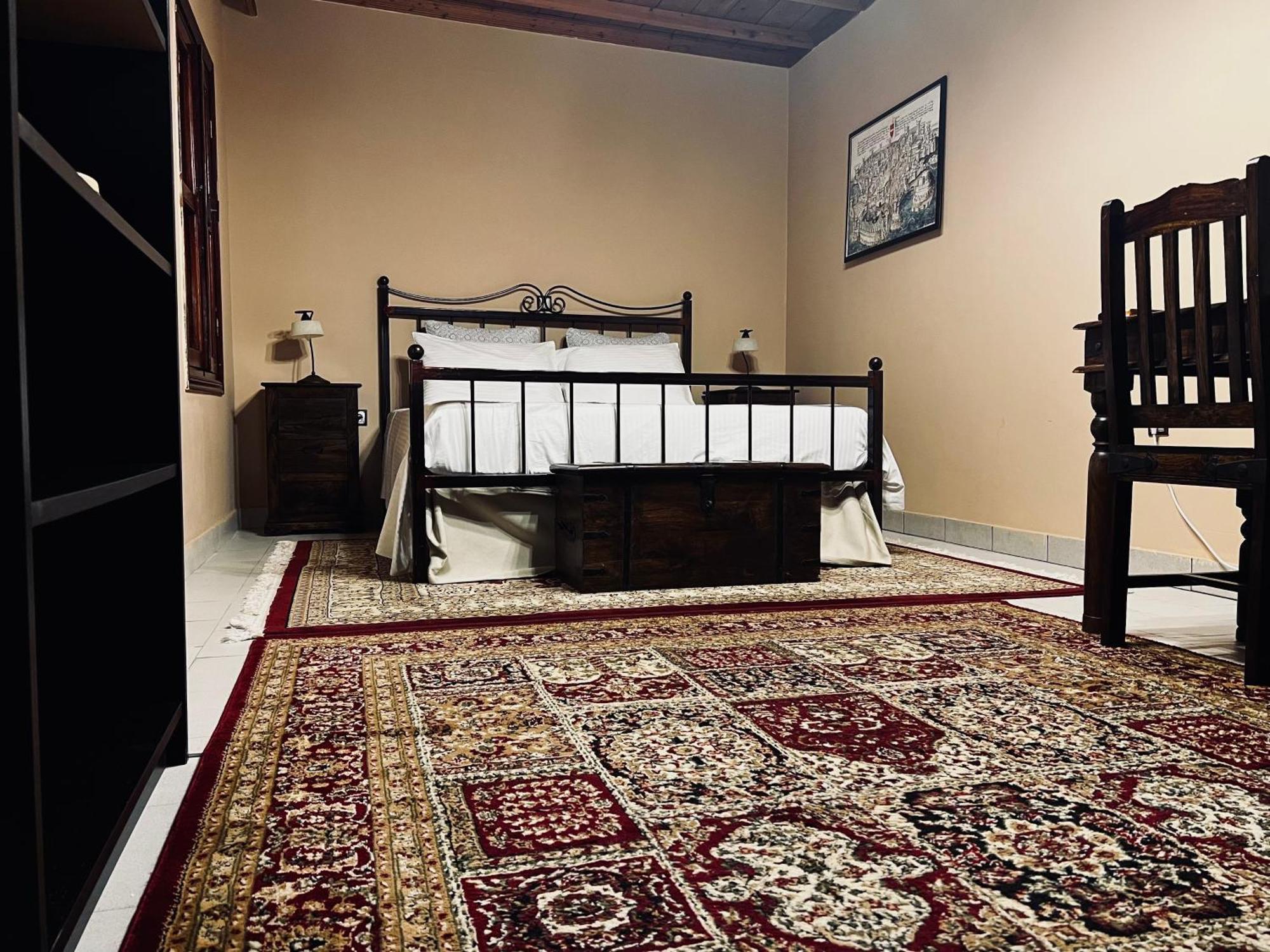 The Knight And The Pomegranate - Luxury Medieval Villa Родос Экстерьер фото